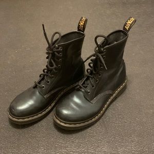 Doc Martins, shimmery metallic